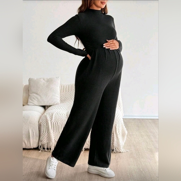 Black Maternity Ribbed Jumpsuit - Picture 4 of 6